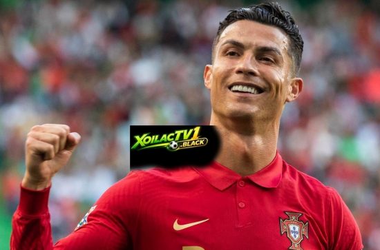 Cristiano Ronaldo nổi tiếng là tiền đạo tài năng với nhiều thành tích