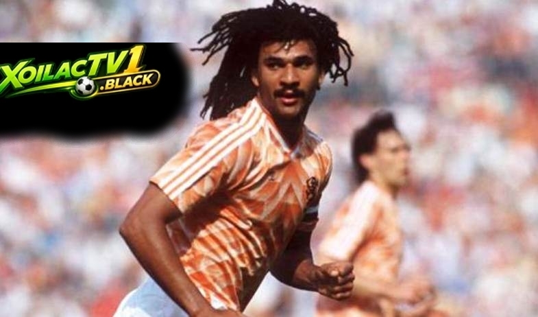 Số áo của Gullit gắn liền với số 10 từ những ngày đầu tiên