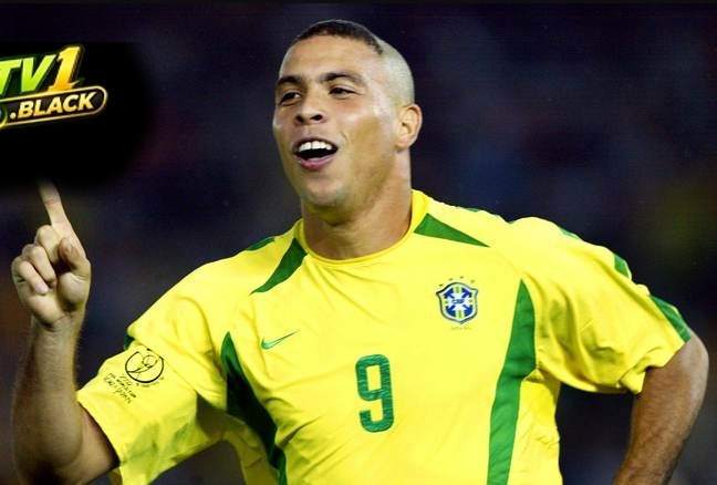 Cầu thủ Ronaldo de Lima được ví như người ngoài hành tinh